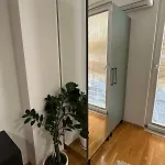 Centre Near Zoo With Free Parking *